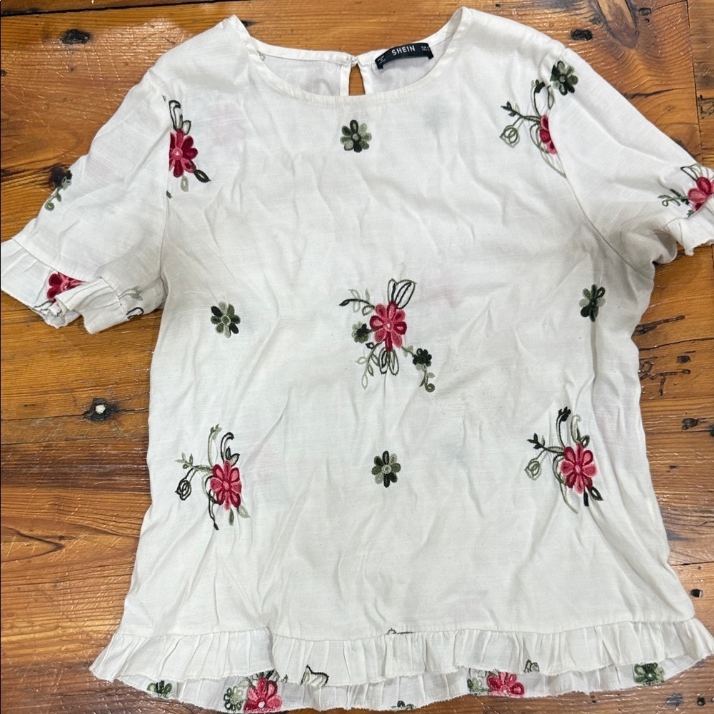SHEIN Off-White Blouse with Red and Green Floral Design Size medium